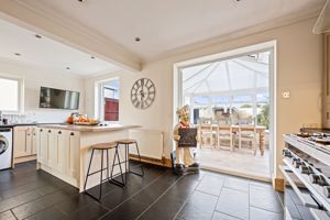 Photo 16- click for photo gallery